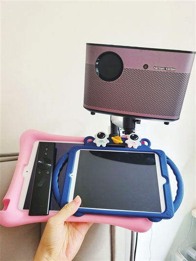 “數字原住民”的童年隱憂 專家呼吁，年齡越小越應與電子產品“斷舍離”